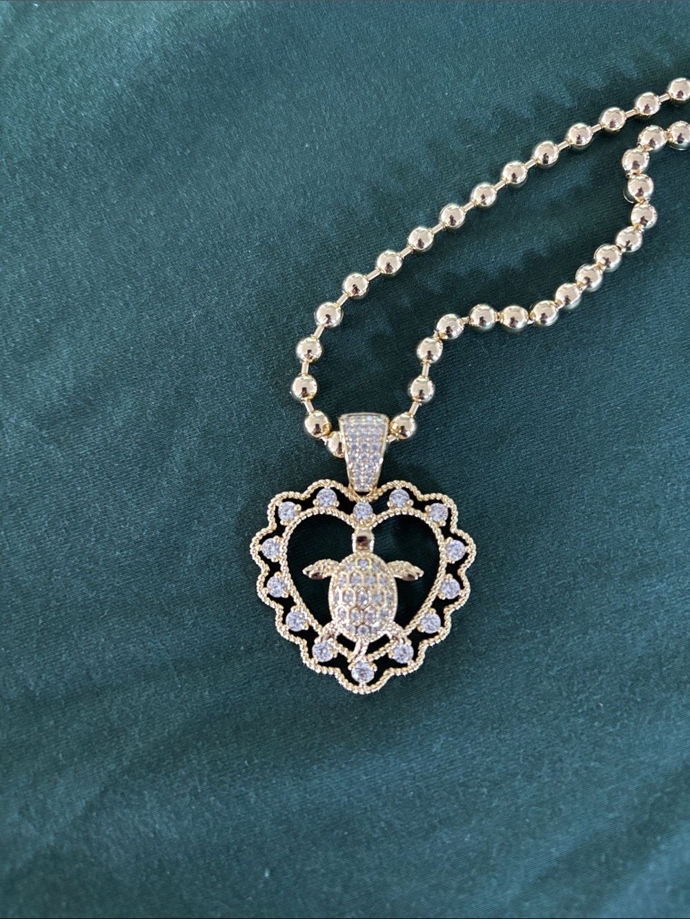 Gold Heart - Turtle Pendant Necklace - Elegant Women's Jewelry - Picture 2 of 4